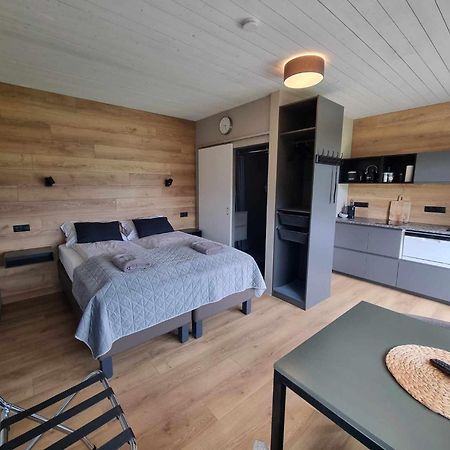 New And Well Furnished Studio Apartment For Two 30 Km From Kirkjubaejarklaustur Perfect Place To Stay At Right Between Black Beach And Joekulsarlon エクステリア 写真