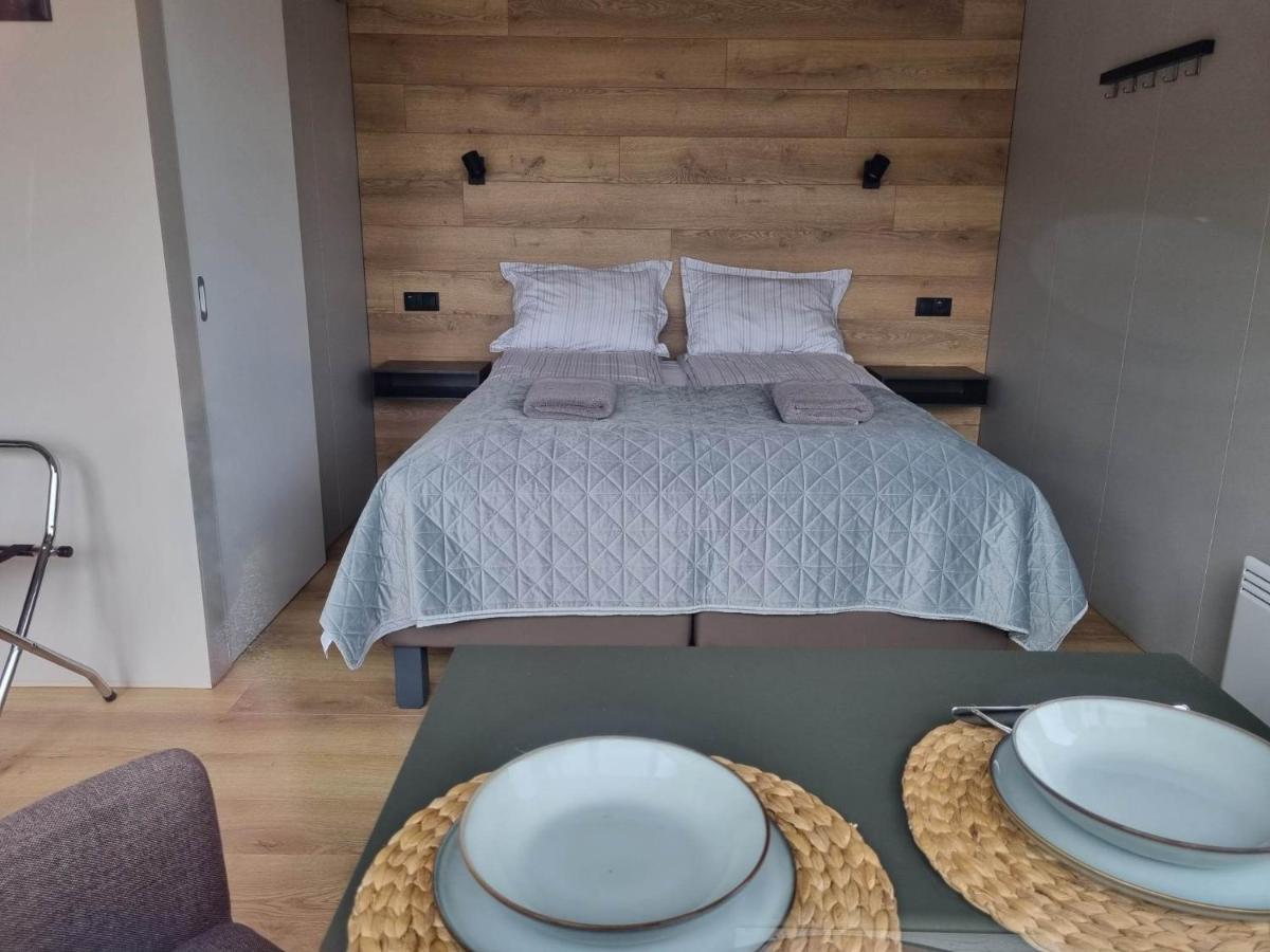 New And Well Furnished Studio Apartment For Two 30 Km From Kirkjubaejarklaustur Perfect Place To Stay At Right Between Black Beach And Joekulsarlon エクステリア 写真